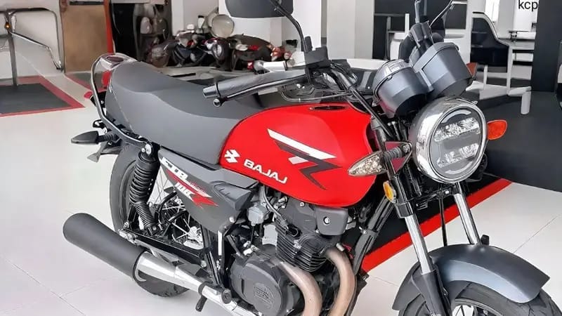 Bajaj CT 100 2025